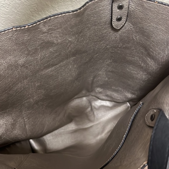 COPY - Faux leather tote - Picture 3 of 3